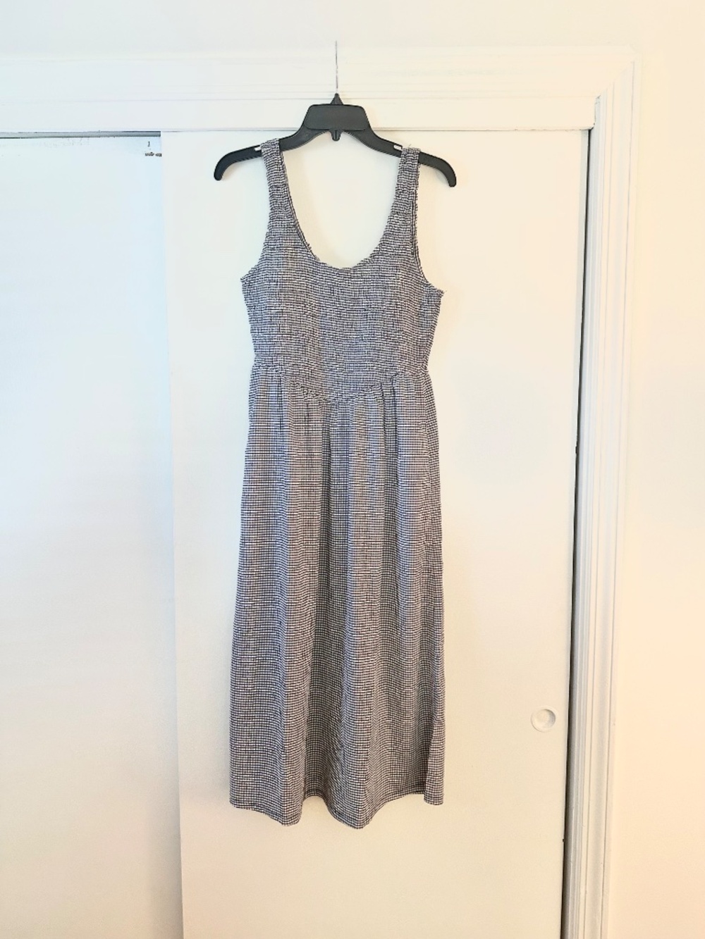 NWT Old Navy Smocked Midi Dress - Picture 2 of 7